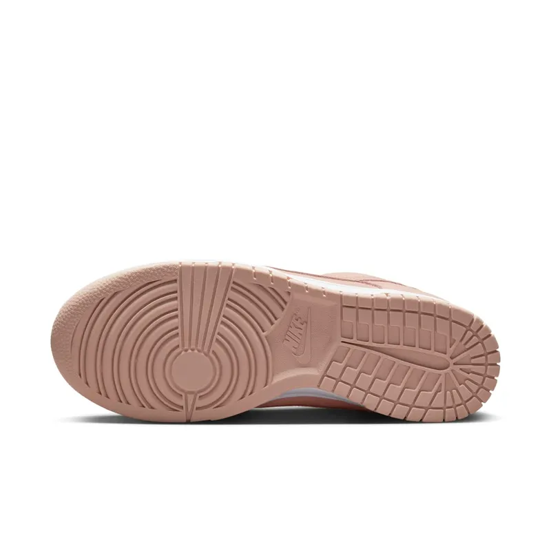 Nike DUNK LO PRM “Pink Oxford” (DV7415-600)