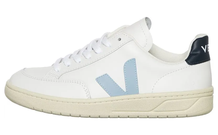 Veja V-12 WMN Extra White / Steel / Nautico (XD0203302A)
