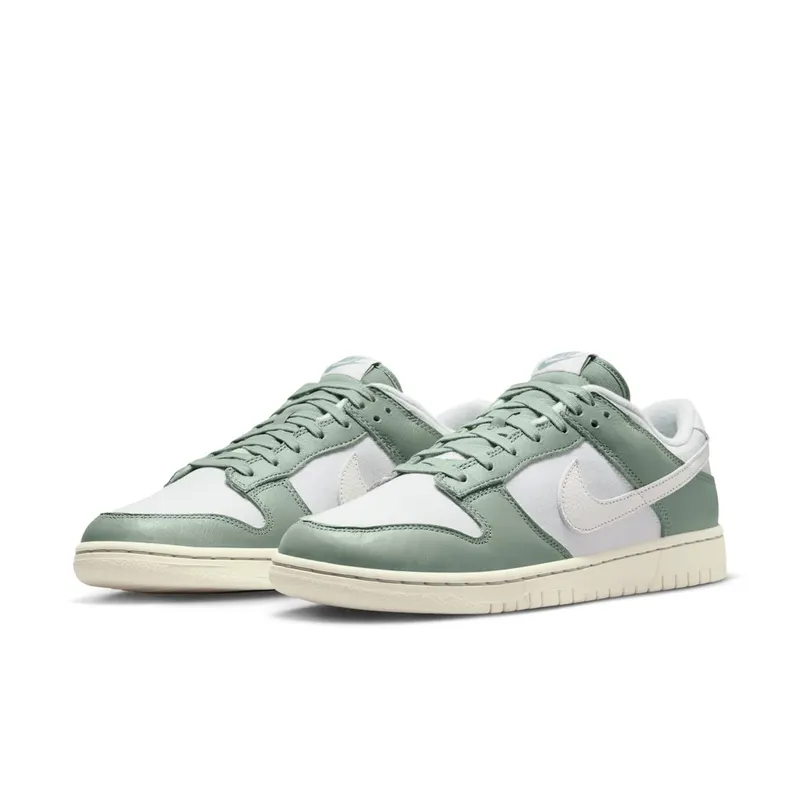 Nike Dunk Low Retro Premium Mica Green/Photon Dust/Sail (DV7212-300)