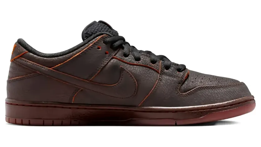 Nike ‘SB Dunk Low’ Sneakers – Braun (HV1668)