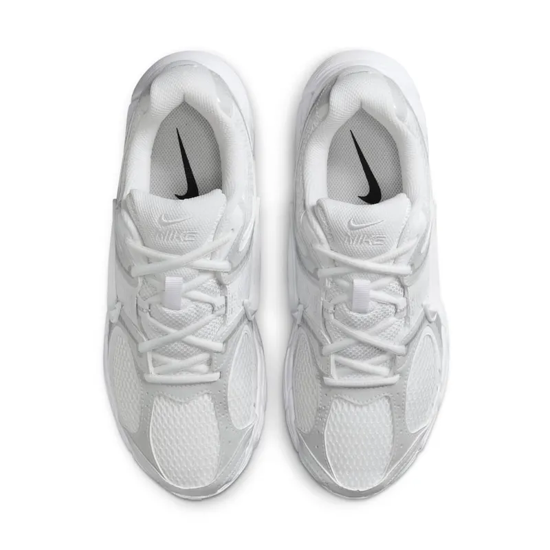 Nike V5 RNR “White Black Metallic Silver” (HQ7901-101)