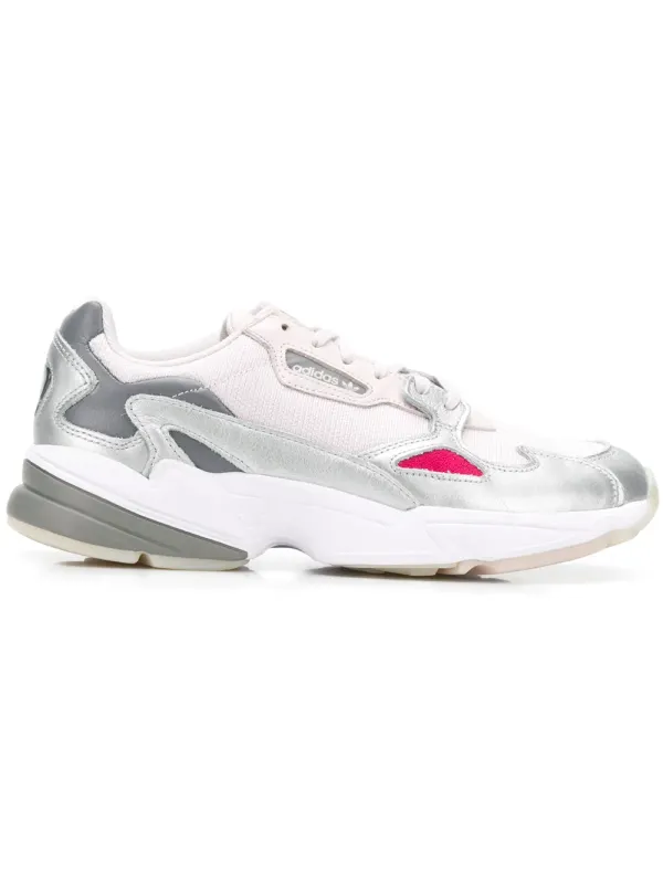 adidas Falcon W sneakers with leren afwerking – White (D967570)