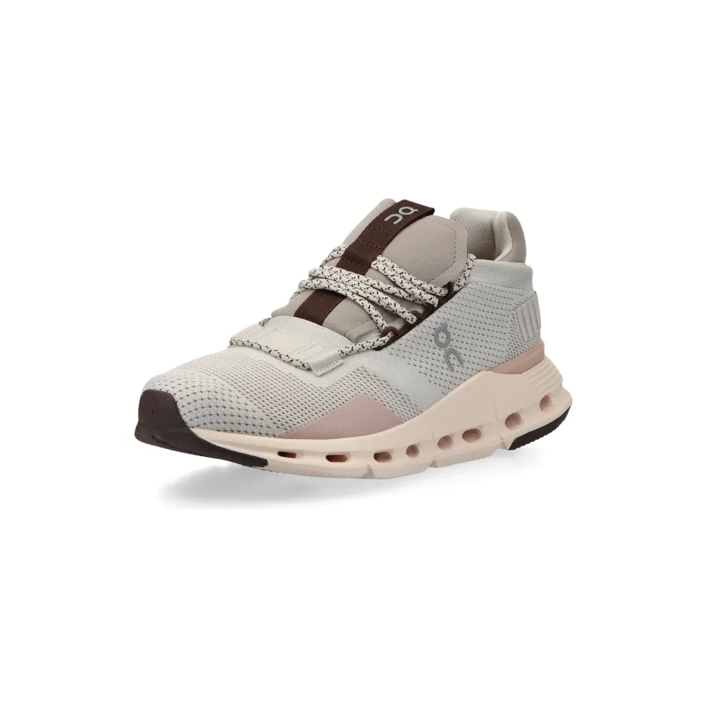 On Cloudnova (pearl / shell) – 26.98124