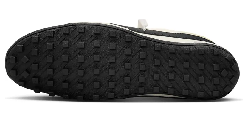 Nike Moon Shoe “Soft Pearl Black”: retro-erfgoed voor haar (2)
