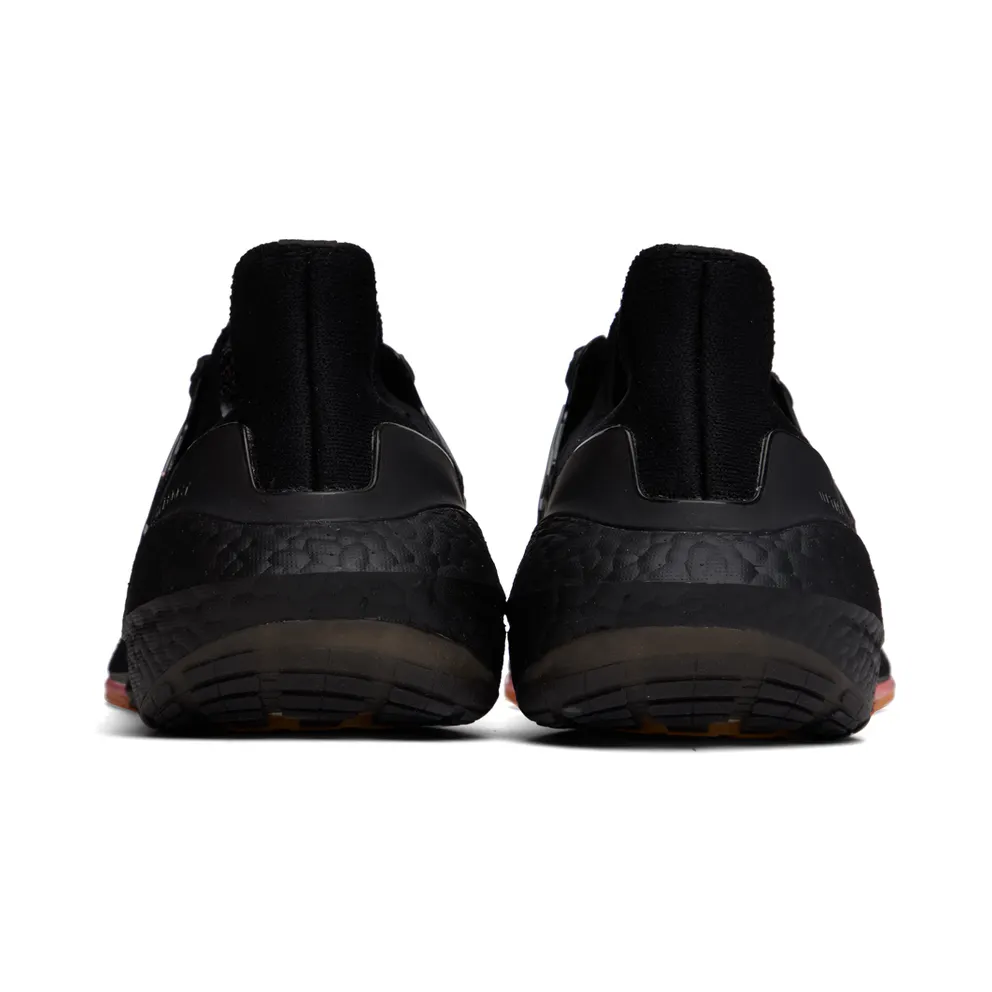 Adidas Ultraboost 22 Core Black / Core Black / Beam Pink (GX5927)