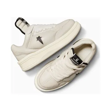 converse-sneaker A12062C