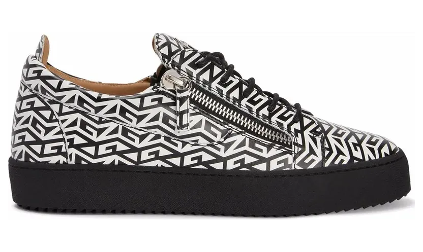 Giuseppe Zanotti Frankie with monogram – Black (RM20055001)