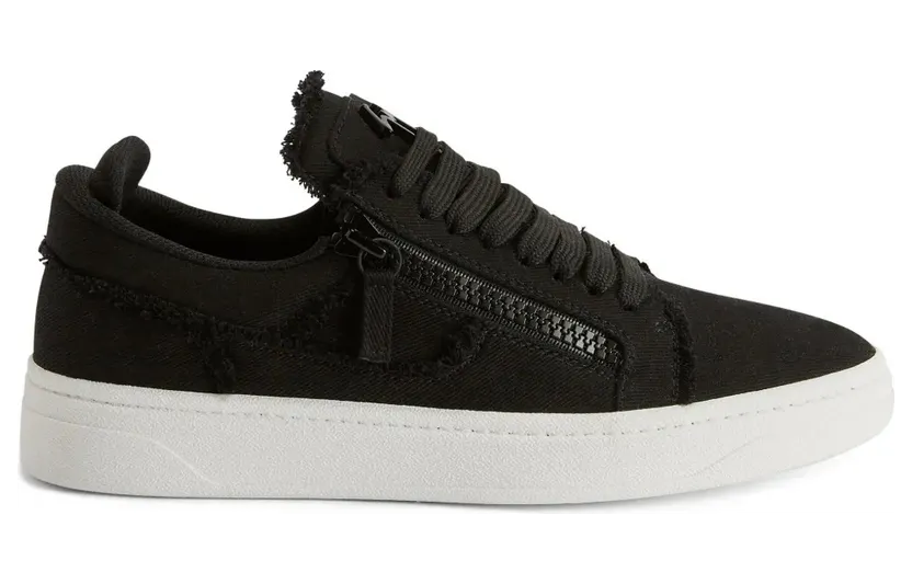 Giuseppe Zanotti GZ94 – Black (RS40005003)