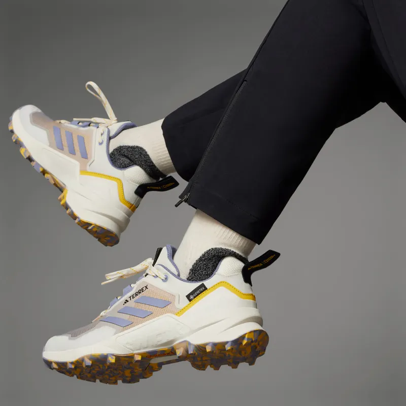 adidas Terrex Swift R3 GORE-TEX Hiking Off White / Silver Violet / Eqt Yellow (HQ8833)