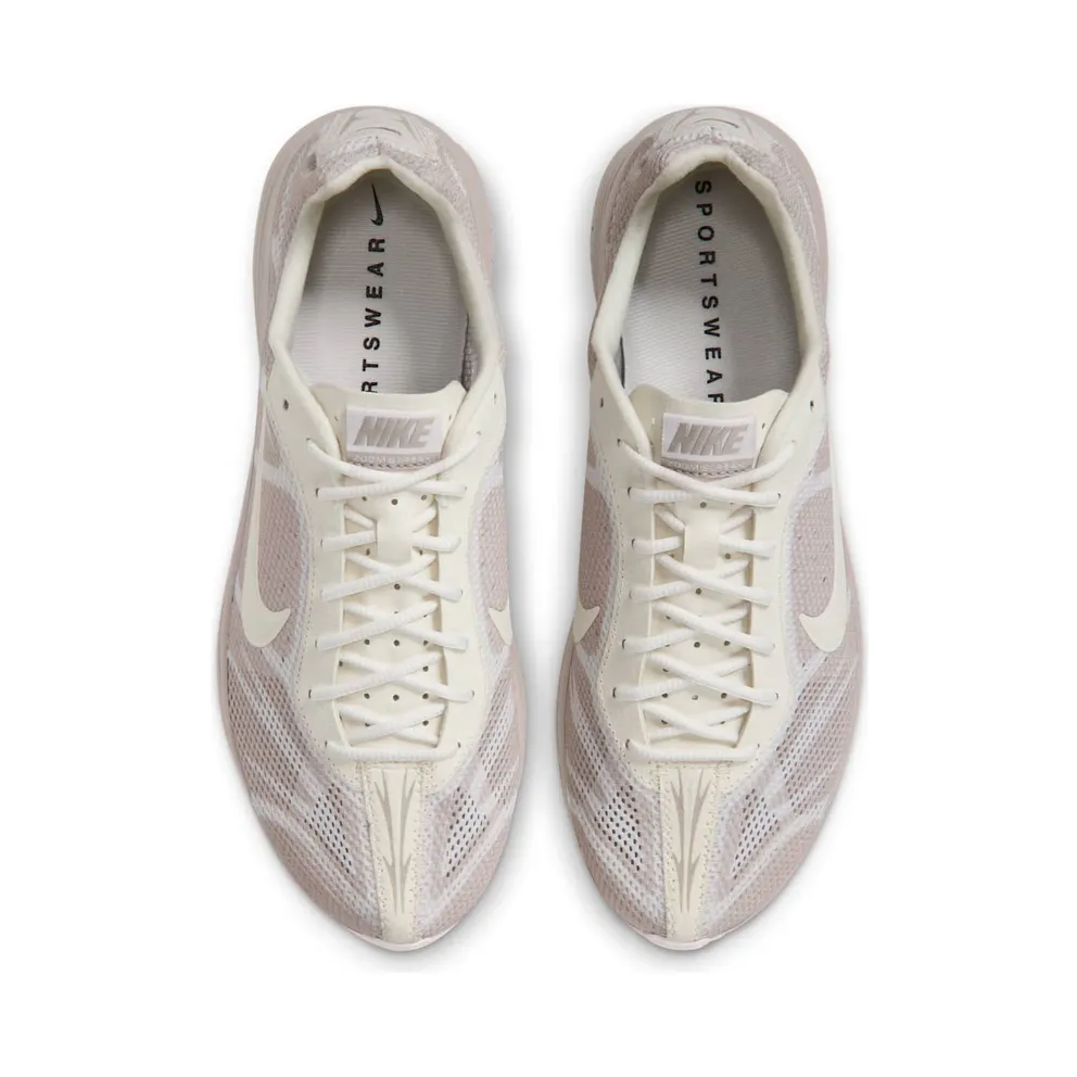 Nike Zoom Streak 3 “Cream II/Sail” (IQ8020-200)