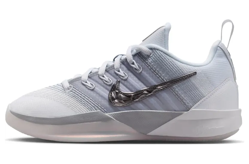 nike-sabrina-3 IQ7300-102