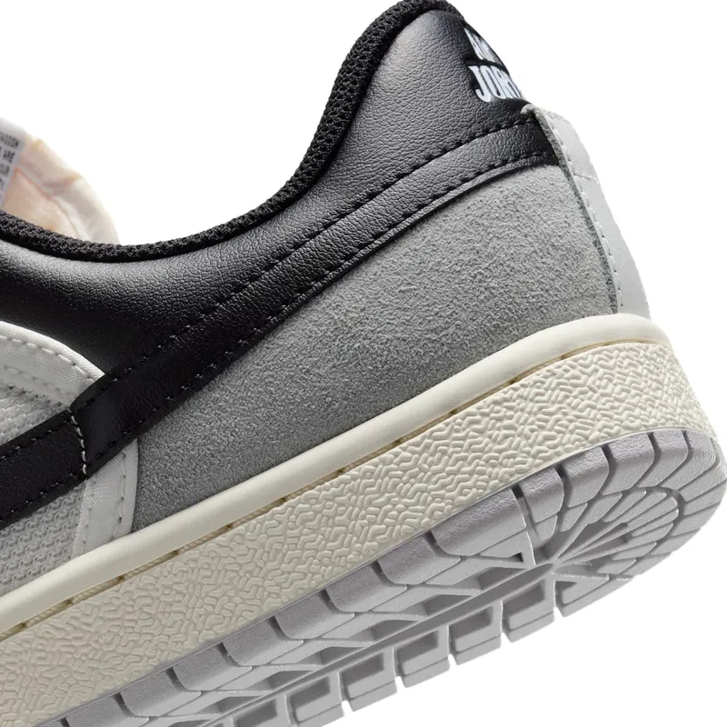 air-jordan-sky IQ0704-101