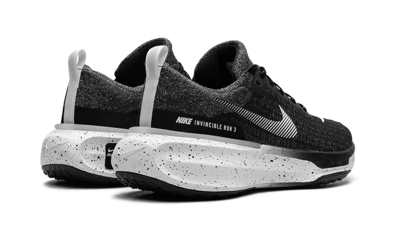 Nike ZoomX Invincible Run Flyknit 3 “Oreo” (DR2615-002)