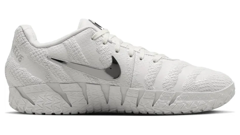 Nike Ja 3 LX “White Label” (IO7666-100): reptielenhuid in het wit, chroom als klauw (3)