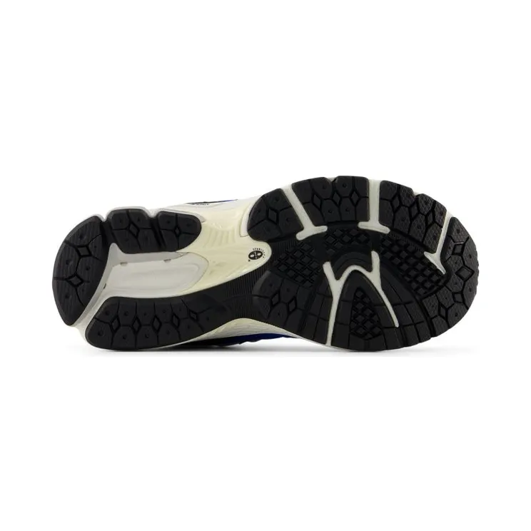 new-balance-2002r PC2002PB