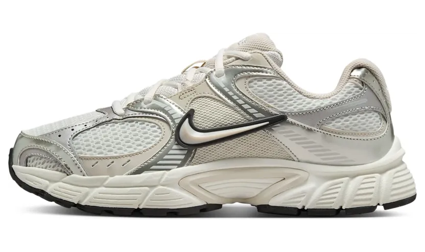 Nike V5 RNR HQ7901-104