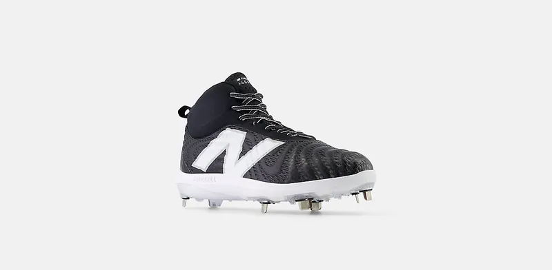 New Balance FuelCell 4040 v7 Mid Metal Black Optic White (M4040BK7)