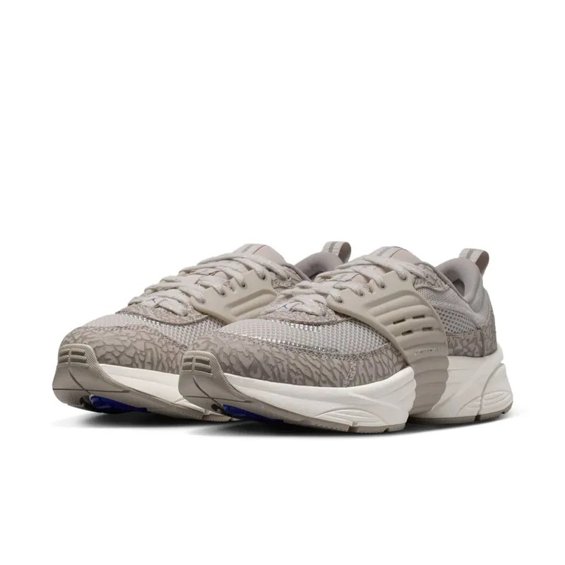 Jordan Trunner O/S “Elephant Print” (IR1839-001)