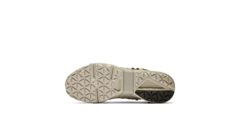 Nike Air Huarache Gripp Desert Sand Desert Sand/Hyper Crimson/Anthracite String (AO1730-003)
