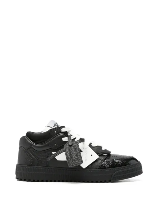 Off-White mit Pfeil-Patch – Black (M244S6L001)