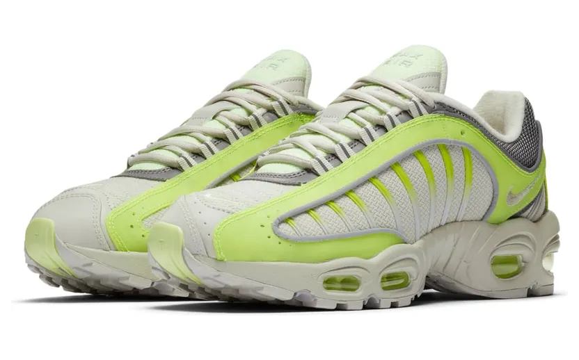 nike-air-max CJ0784-700