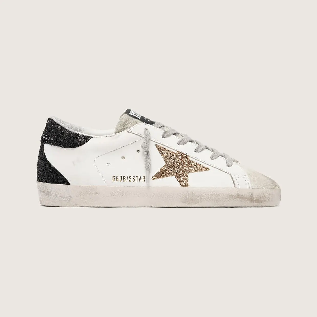 Golden Goose Women’S Super-Star In Nappa Leather With Gold Glitter Star And Black Glitter Heel Tab (GWF00102.F000959.80724)