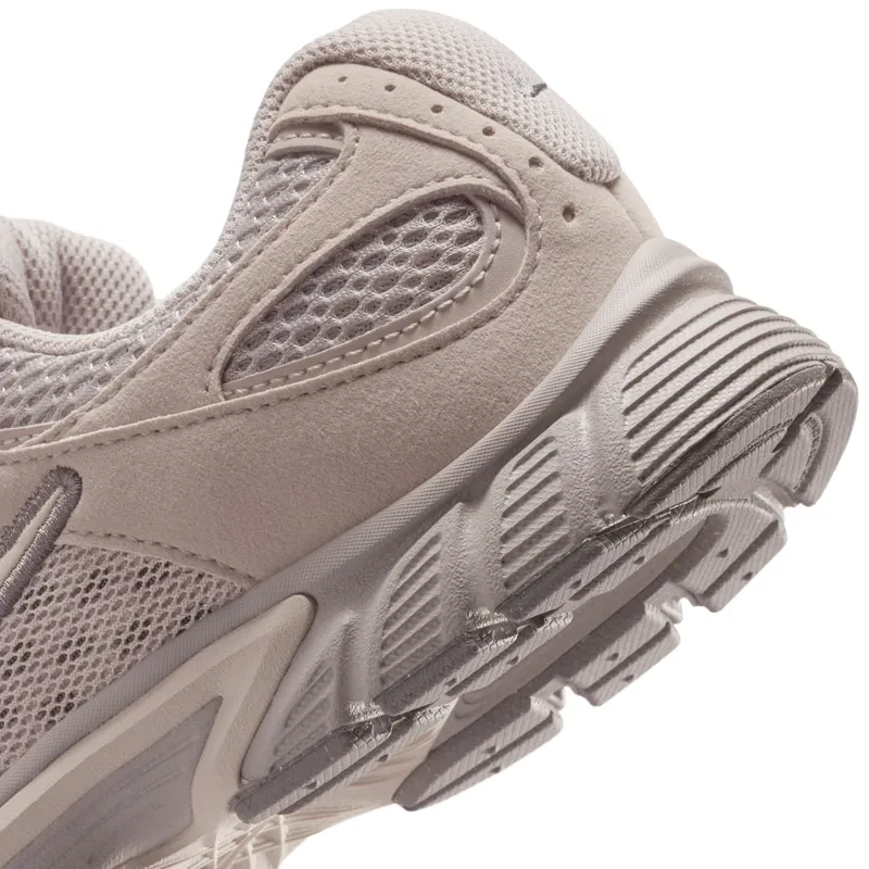 Nike V5 RNR Bruin (IO1644-201)