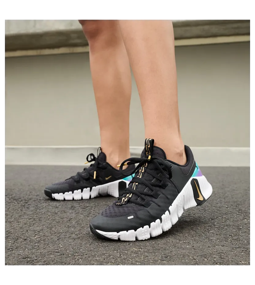 nike-free FB7149-001