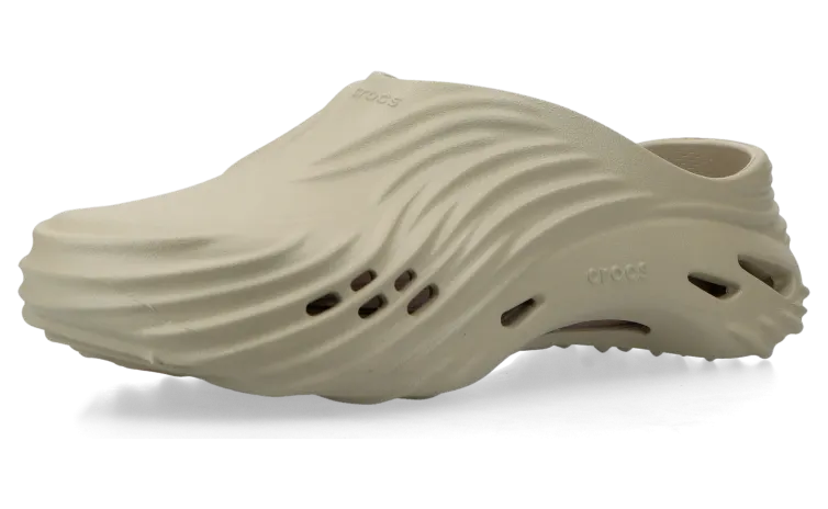 crocs-echo-wave 210521-0LJ
