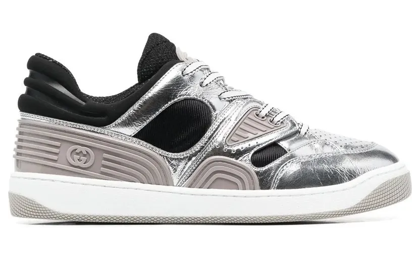 Gucci Basket aus metallischem Leder – Grey (725905AABB8)