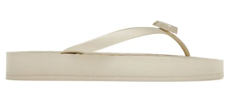 Gucci Chevron Thong Sandal White Rubber (655463 J8710 9022)