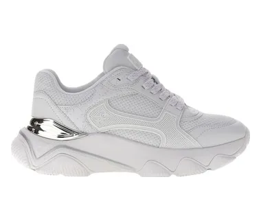 GUESS USA Mazzy logo running shoes – White (FLTMZZELE12)