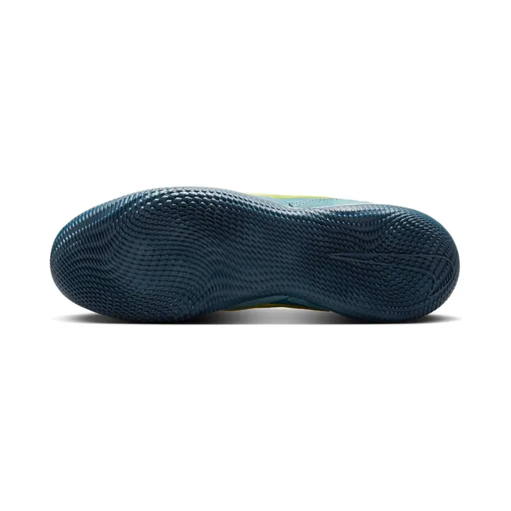 nike-streetgato DC8466-004
