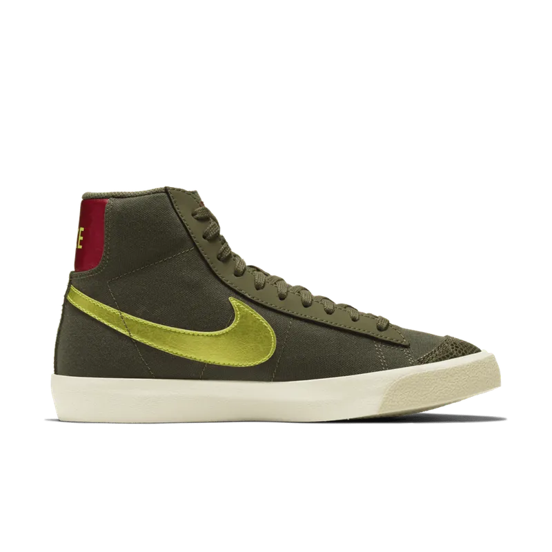 Nike Blazer Mid 77 Olive Snakeskin (W) Medium Olive/Lemon Venom-Fossil (CZ0462-200)