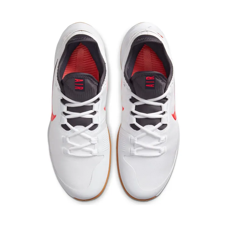 nikecourt AO7351-105