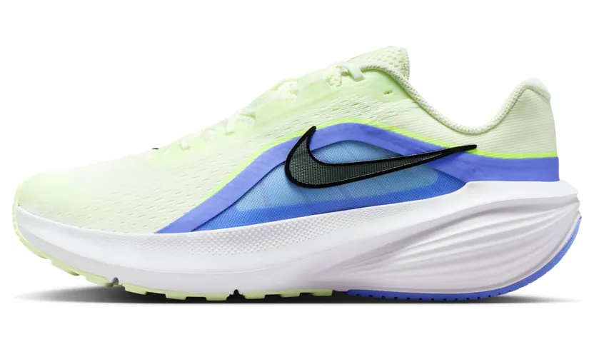 Nike Downshifter Volt Tint/Wit/Zwart/Black Spruce (IB1895-700)