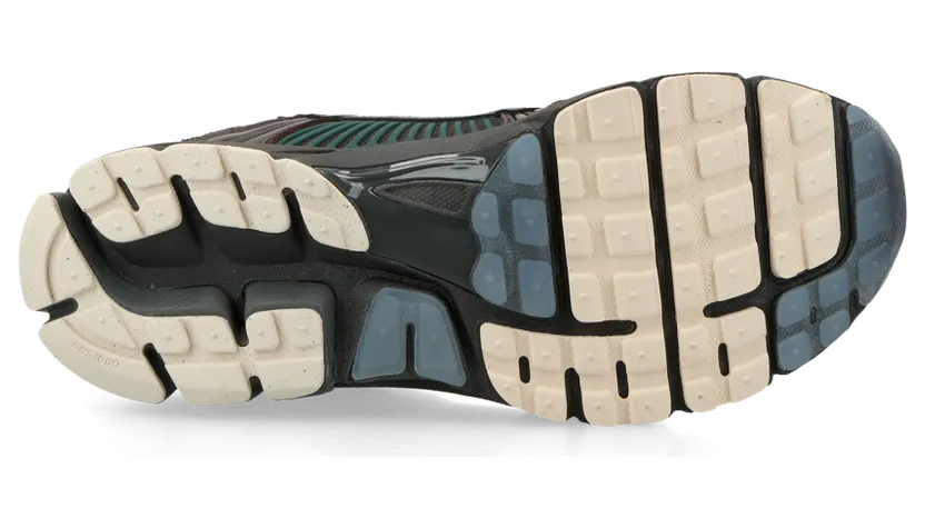 nike-air-zoom FQ8174-237