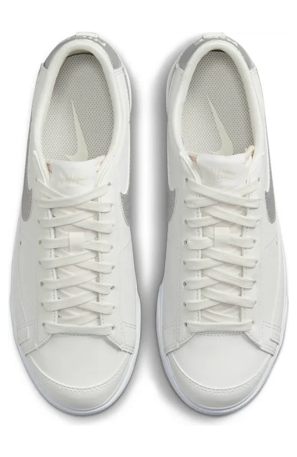 nike-blazer DQ7571-101