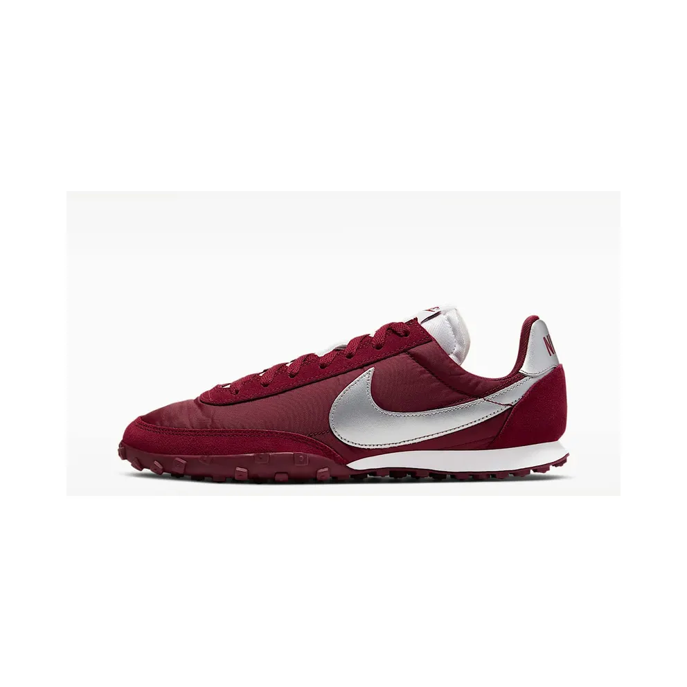 Nike Waffle Racer “Team Red / White / Metallic Silver” (CN8115-600)