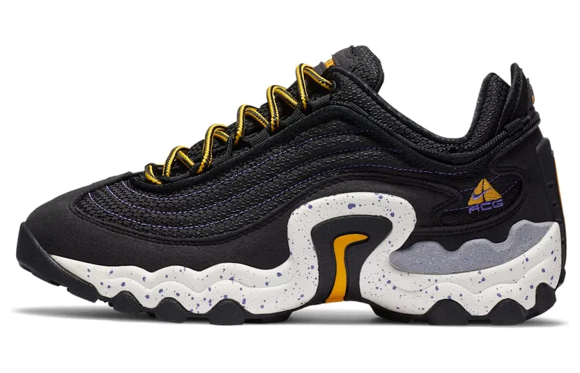 Nike Air Skarn Black University Gold