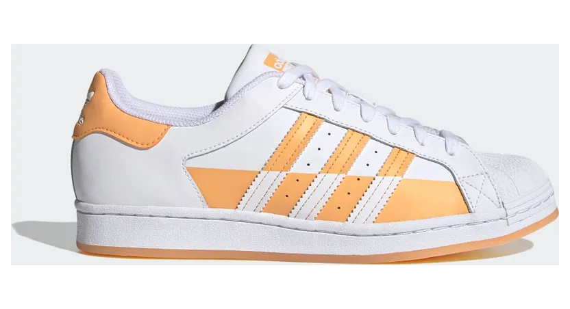 adidas Superstar Schuh Cloud White / Core Black / Hazy Orange (FY7702)