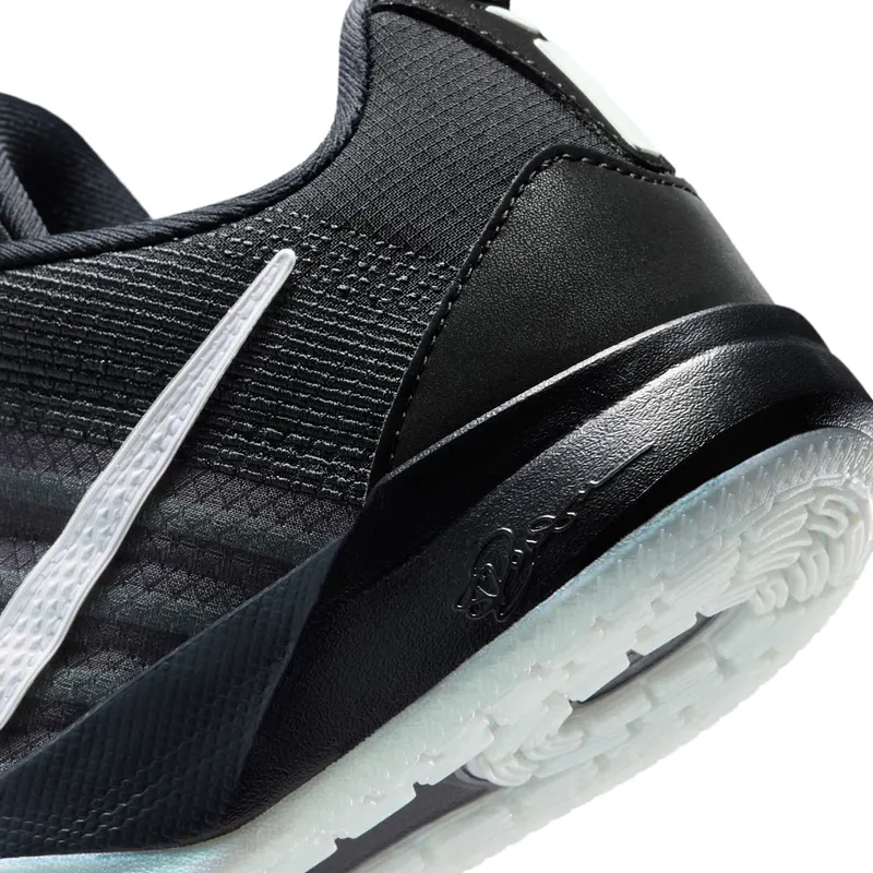 Nike Sabrina 3 Black / White / Dark Smoke Grey (IB3088-001)