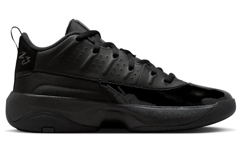 air-jordan-max-aura HQ2091-001