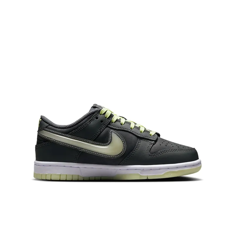 Nike Dunk Low GS Halloween “Halloween – Glow in the Dark” (HQ3569-068)