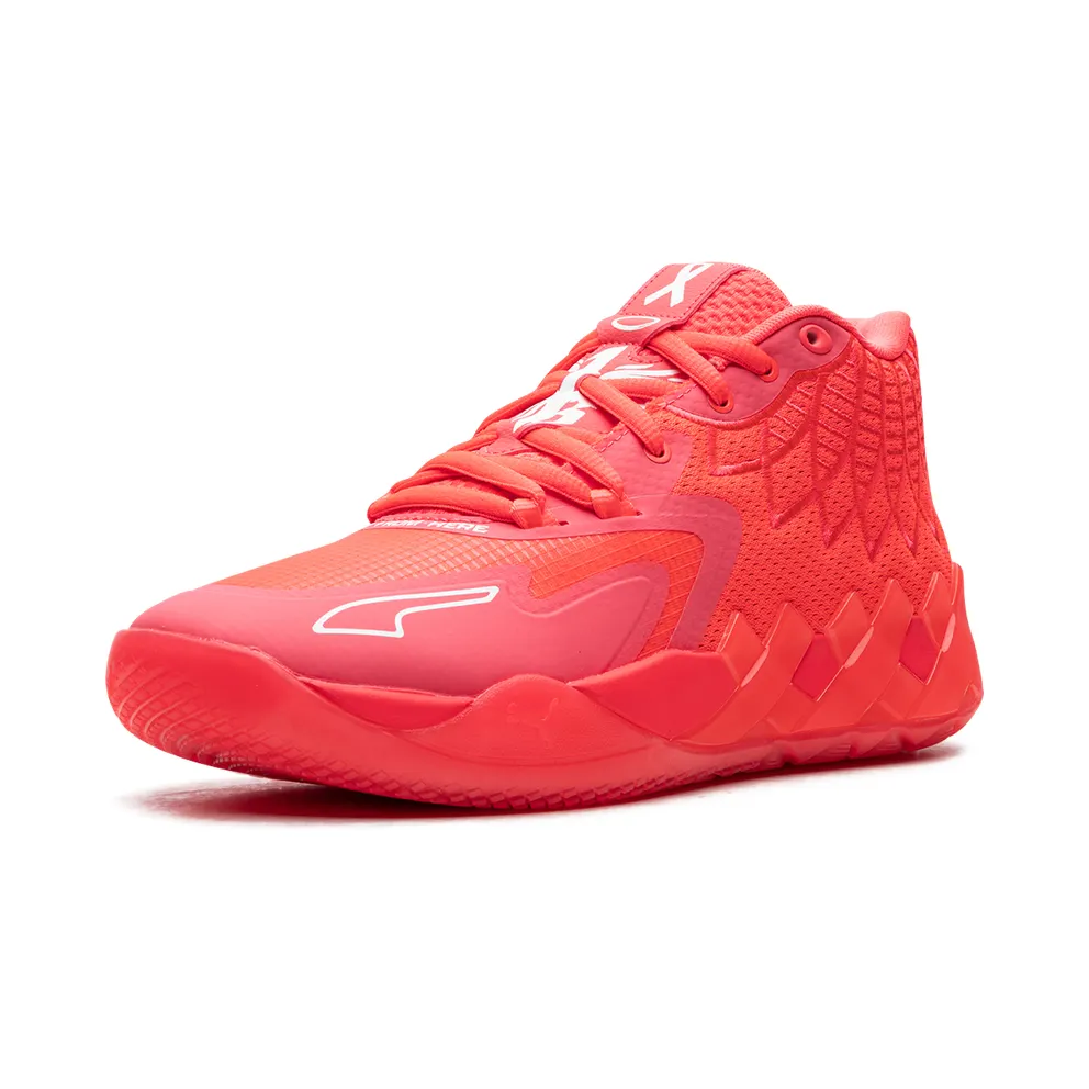 Puma MB.01 “Breast Cancer Awareness” (376848-01)