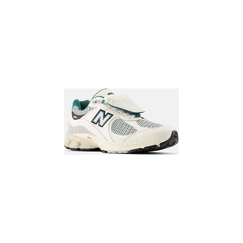 New Balance 2002R “Sea Salt/Vintage Teal” (M2002RVD)