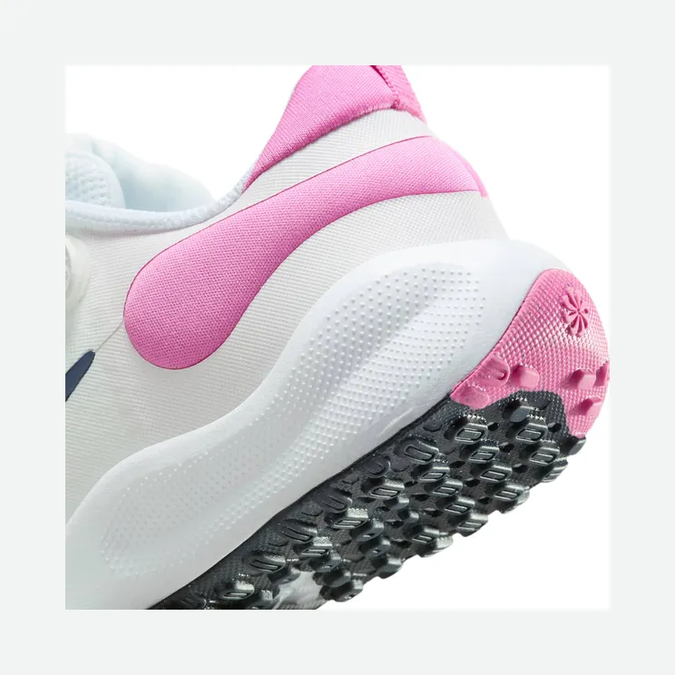nike-revolution FB7690-103