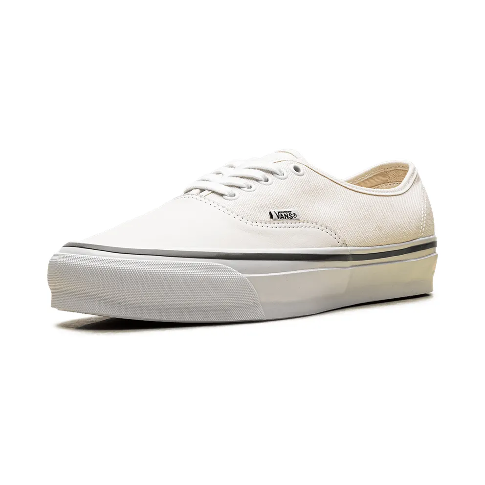Vans OTW Authentic 44 Siped Vibram “Marshmallow White” (VN000Z3TCCZ)