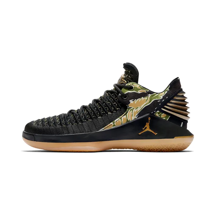 Jordan XXXII Low Camo (GS) “Black / White / Metallic Gold” (AA1257-021)