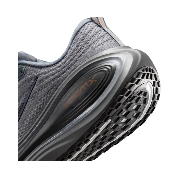 nike-vomero-plus HV8150-014